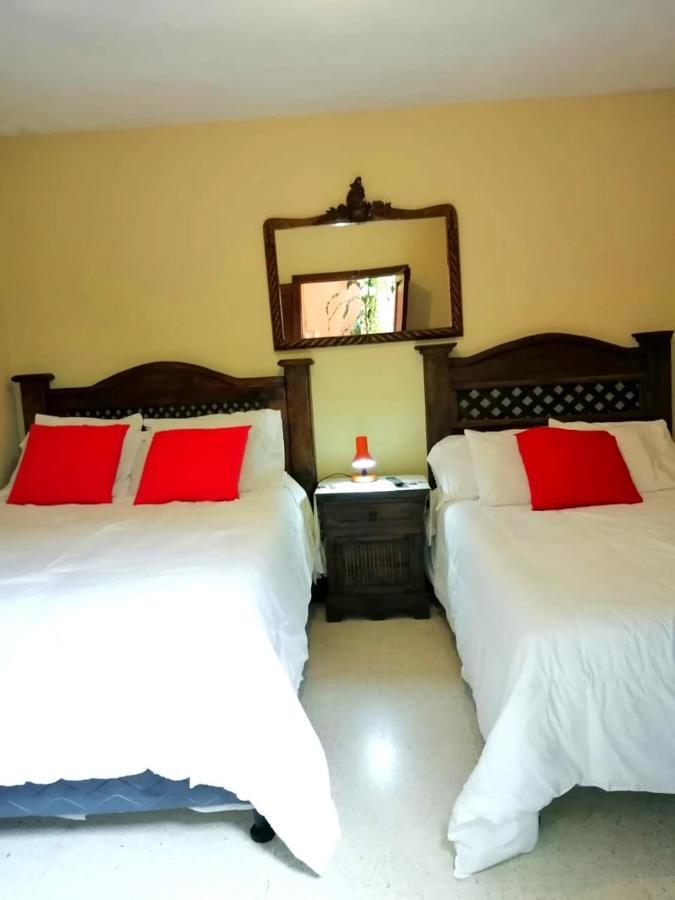 Casa De Leon Hotel Antigua Luaran gambar